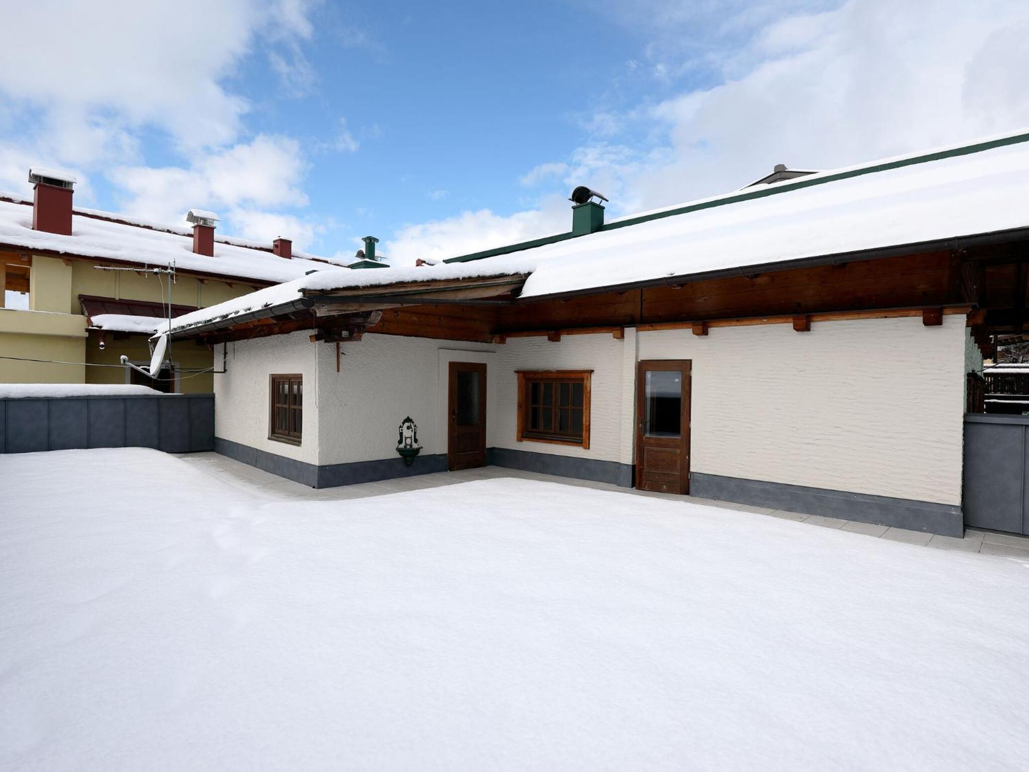 Apartment In Uttendorf With Terrace Exterior photo